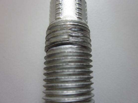 螺絲滑牙、斷裂等破壞的原因及應(yīng)對(duì)措施